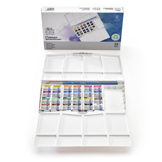 Winsor & Newton COTMAN Watercolour 24 Half Pan Travel Set