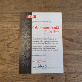 Derwent Cumberland Pencil Collection Wooden Box