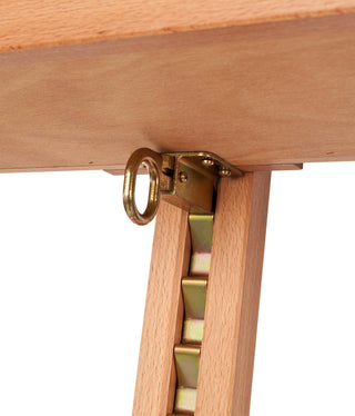 M09 Studio Easel