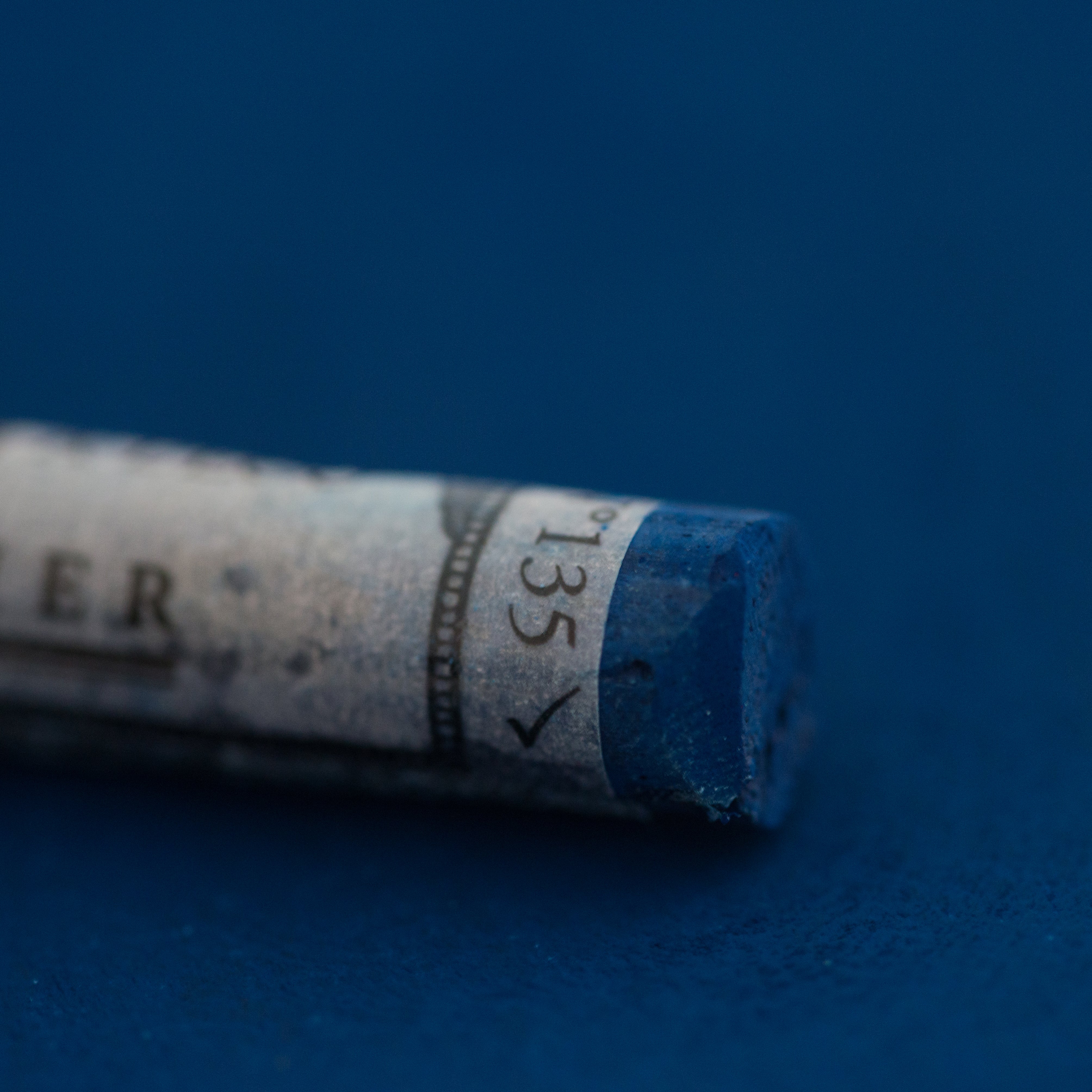 Sennelier Extra Soft Pastel English Blue 744 Sennelier Extra Soft Pastel English Blue 744